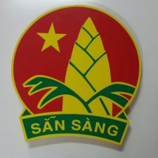 Huy hiệu măng non mica