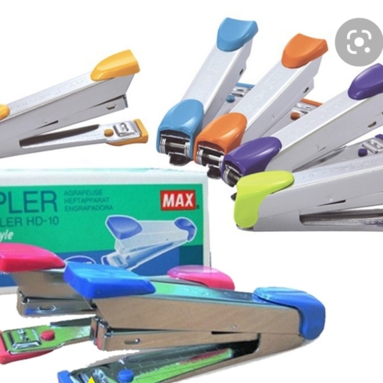 Máy bấm kim Max No10